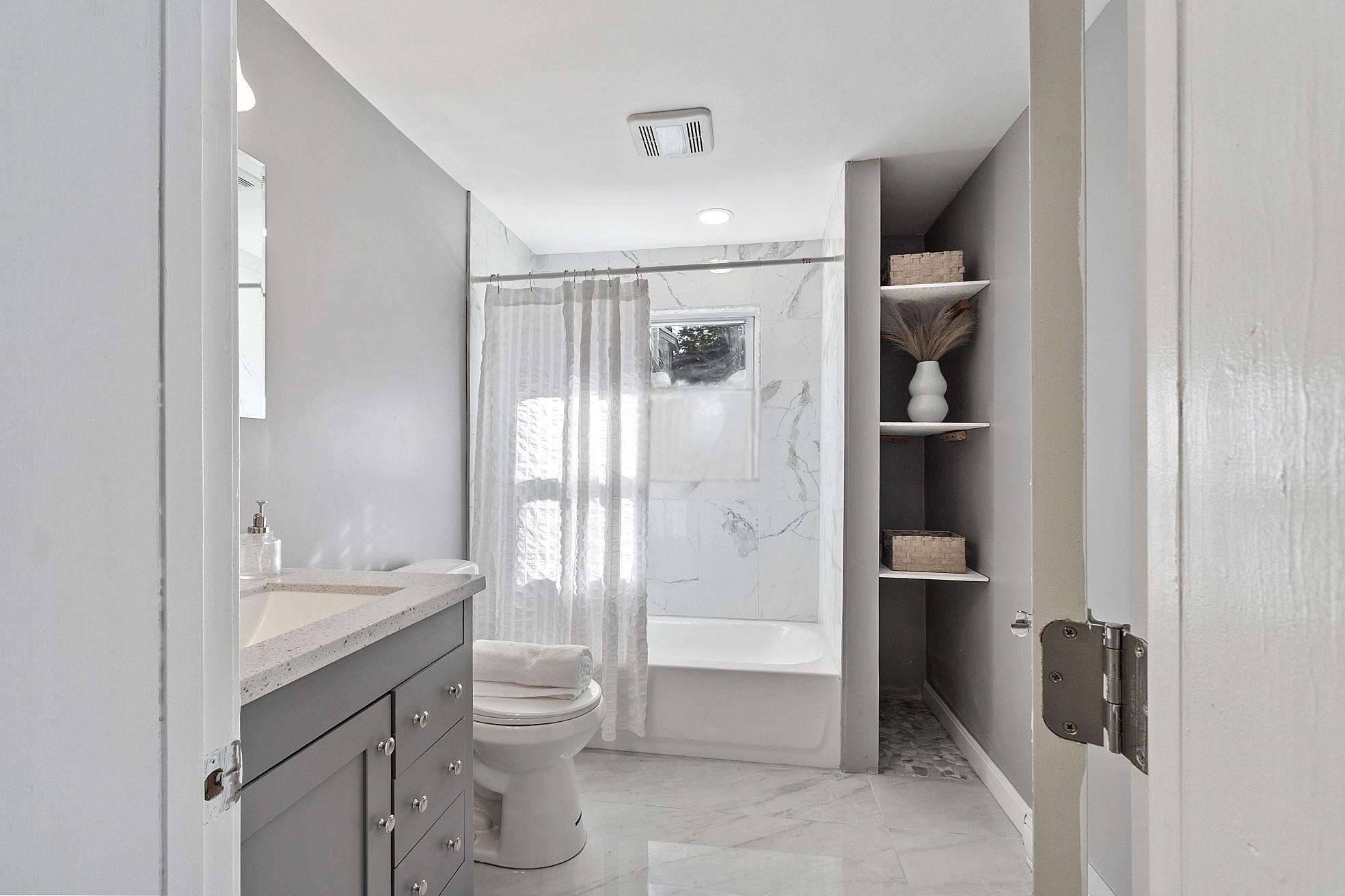 40 Grove Avenue Salem, NH 03079 - Photo 17 of 33