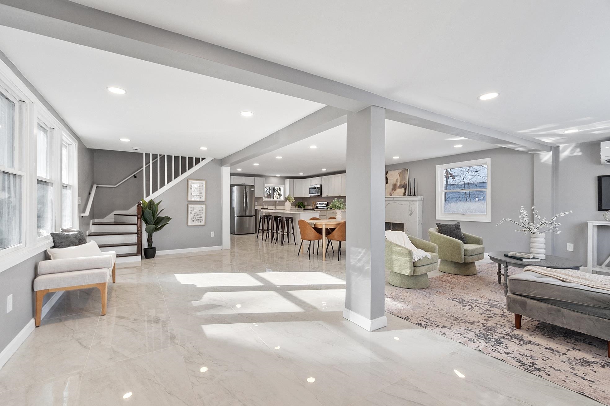 40 Grove Avenue Salem, NH 03079 - Photo 3 of 33