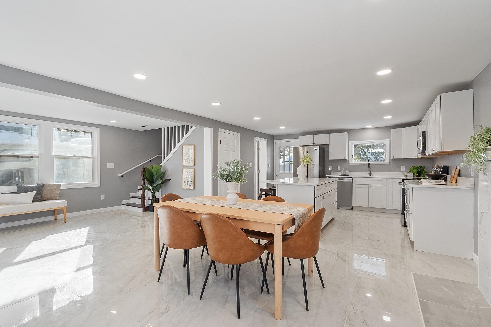 40 Grove Avenue Salem, NH 03079 - Photo 9 of 33