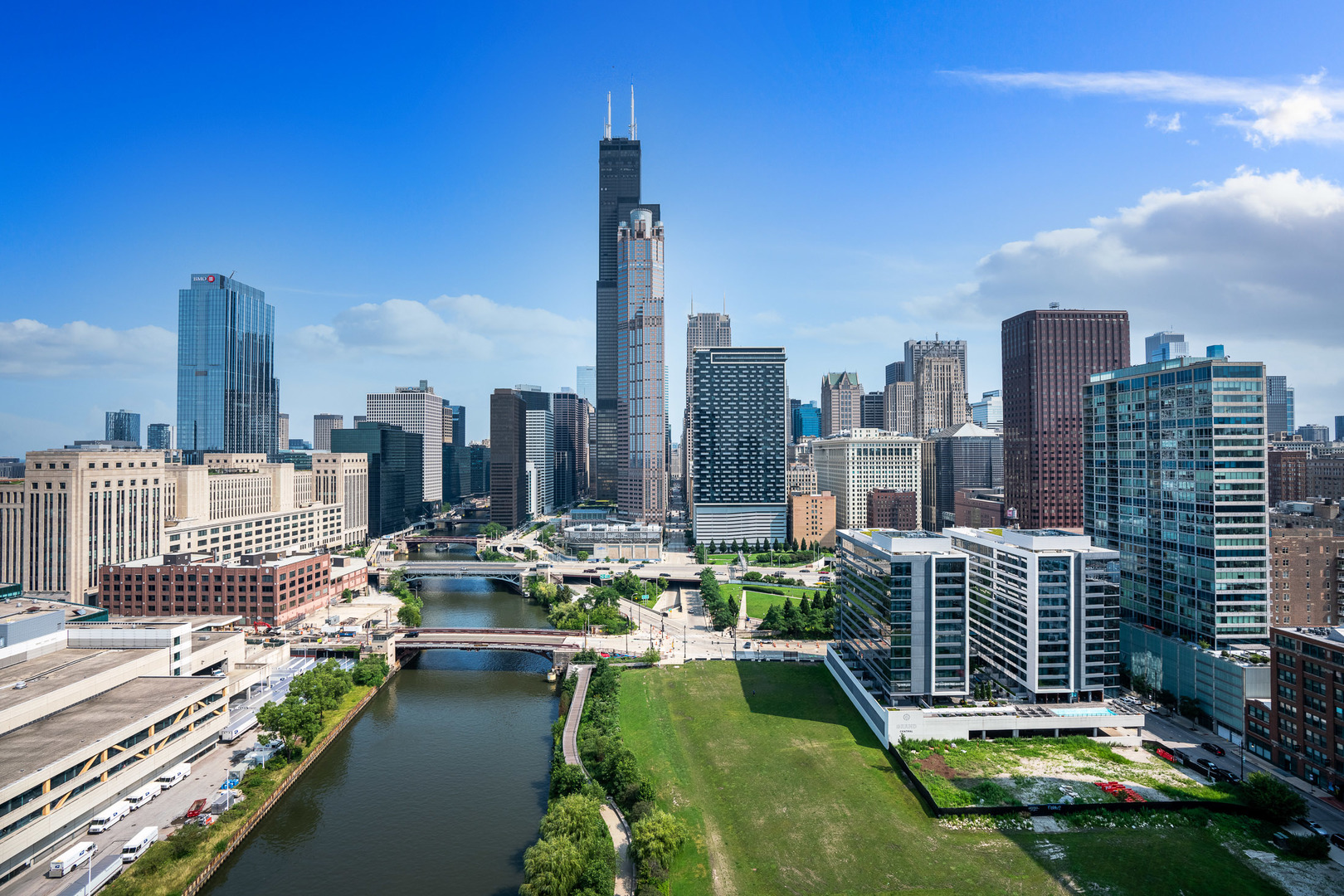 234 West Polk Street, Unit 2402 Chicago, IL 60607 - Photo 17 of 18