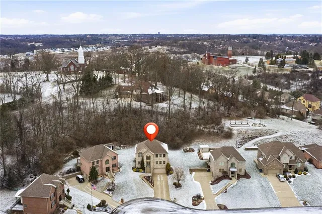 $524,900 | 5016 Grove Court, Clairton, PA 15025