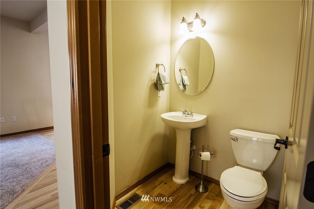 21124 Meridian Place West Bothell, WA 98021 - Photo 14 of 24