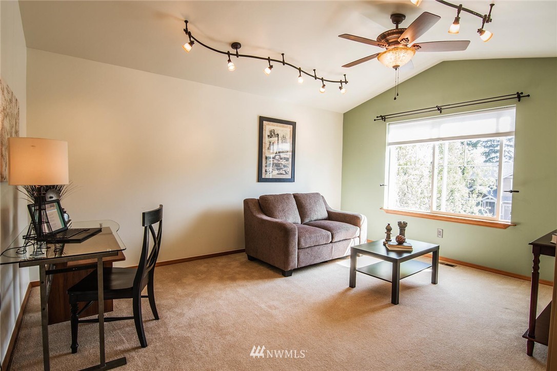 21124 Meridian Place West Bothell, WA 98021 - Photo 18 of 24