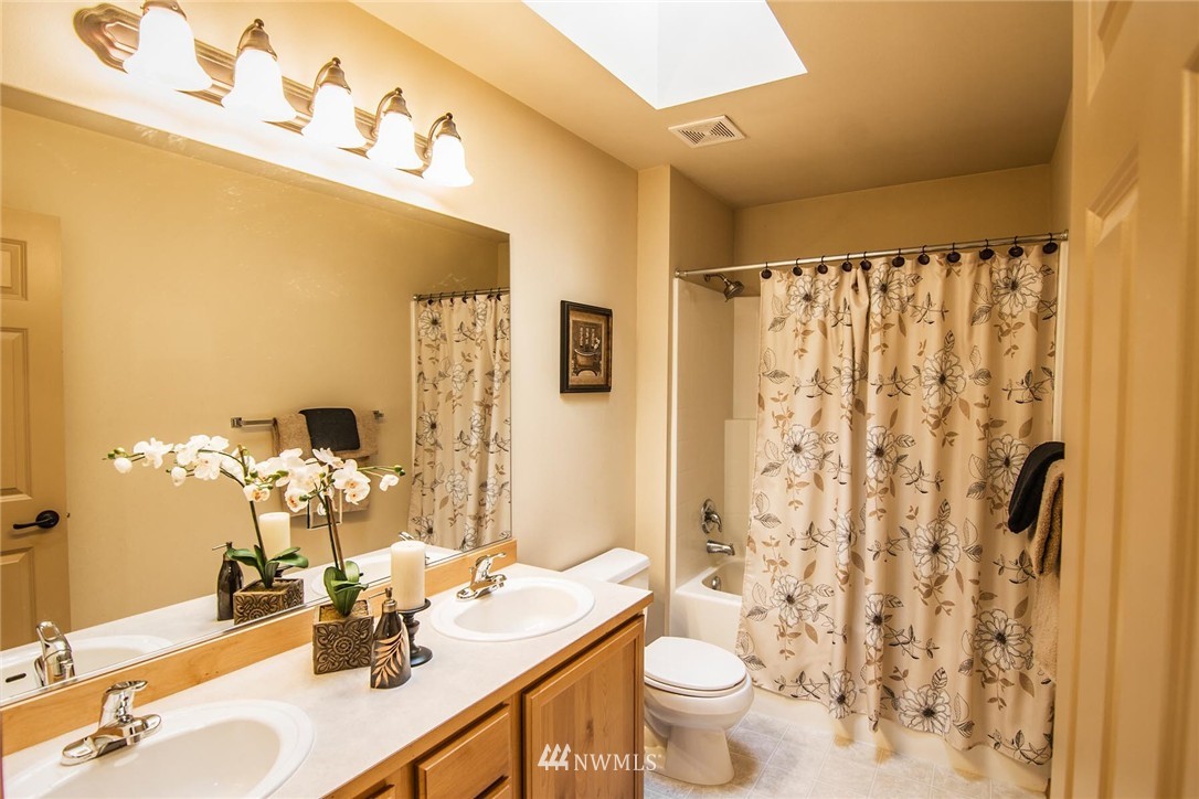 21124 Meridian Place West Bothell, WA 98021 - Photo 20 of 24