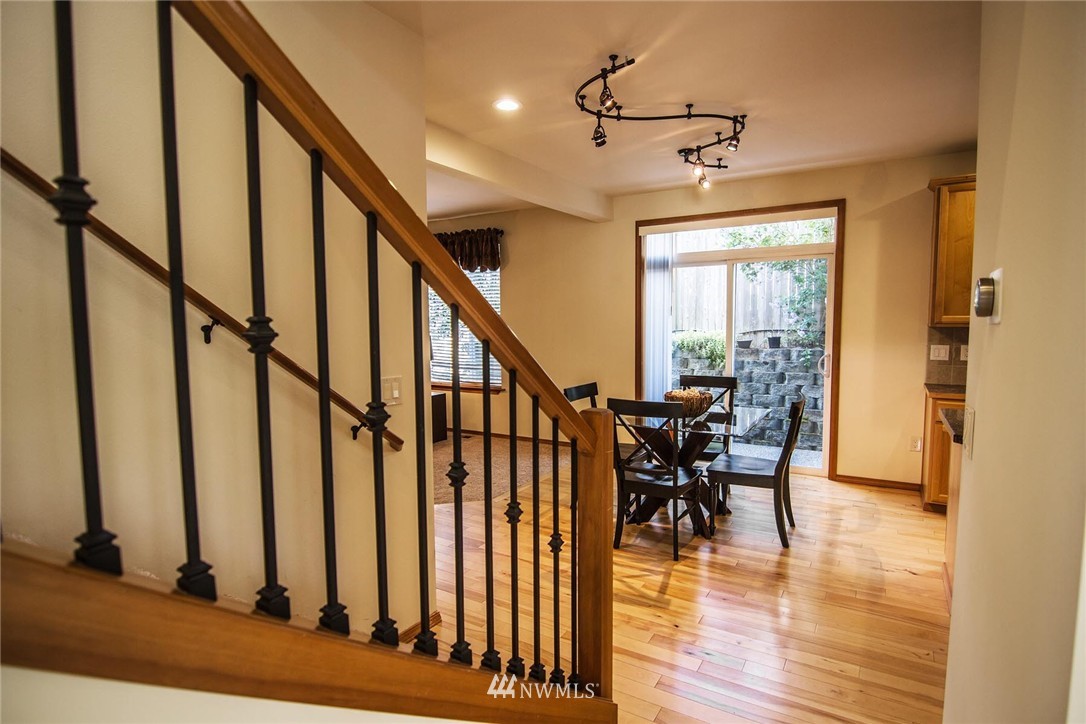 21124 Meridian Place West Bothell, WA 98021 - Photo 4 of 24