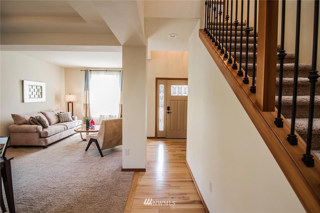 21124 Meridian Place West Bothell, WA 98021 - Photo 5 of 24