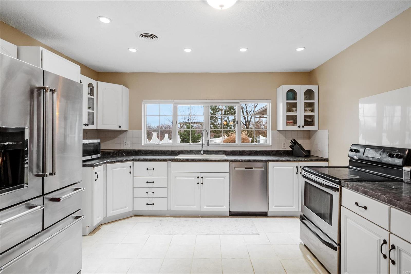 3115 Keim Road Columbia, IL 62236 - Photo 17 of 40 Gallery Image 17