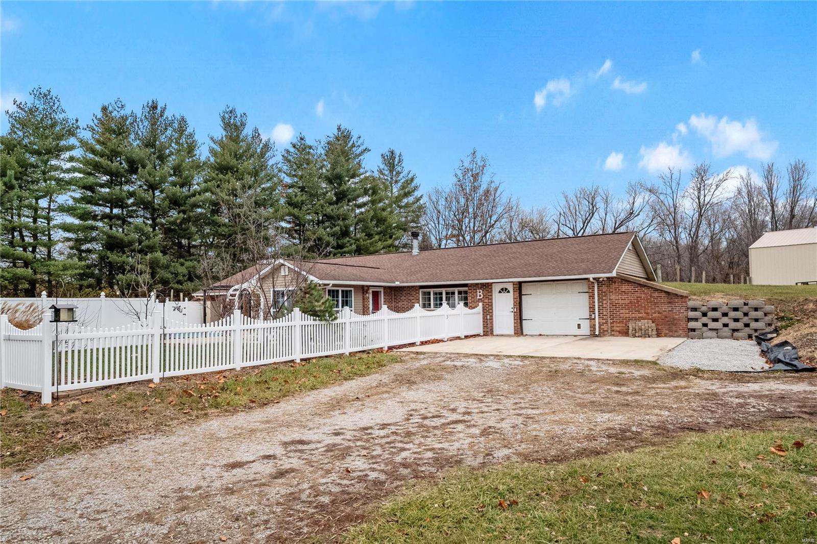 3115 Keim Road Columbia, IL 62236 - Photo 2 of 40 Gallery Image 2