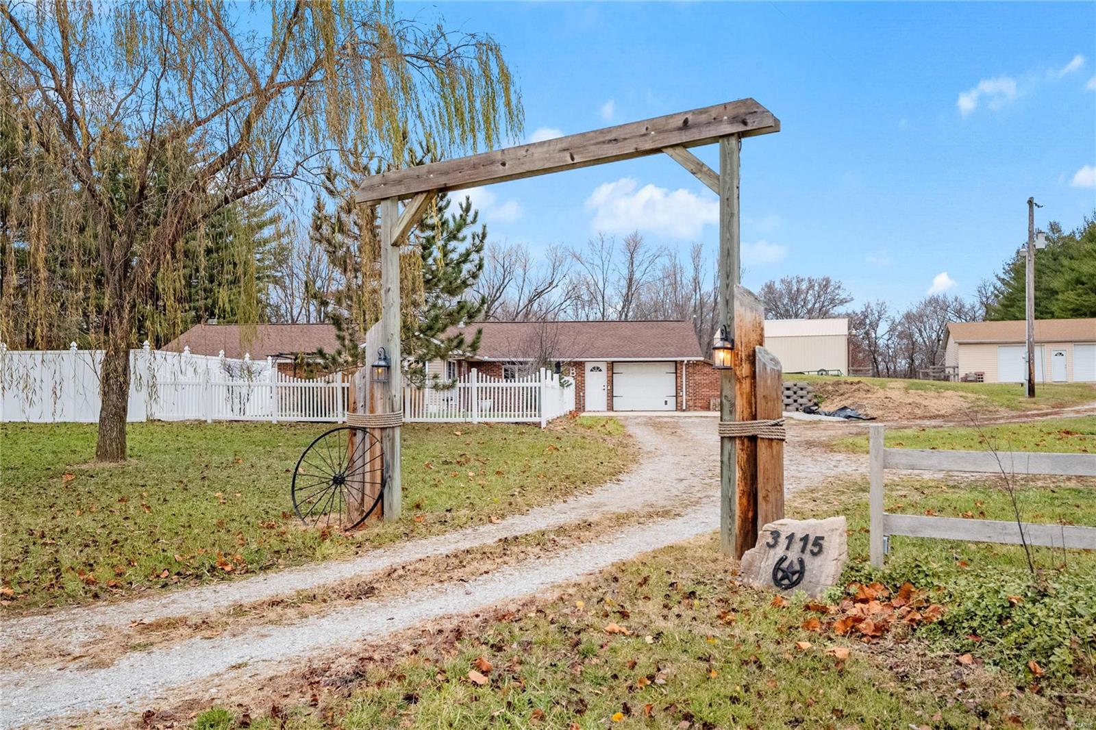 3115 Keim Road Columbia, IL 62236 - Photo 3 of 40 Gallery Image 3