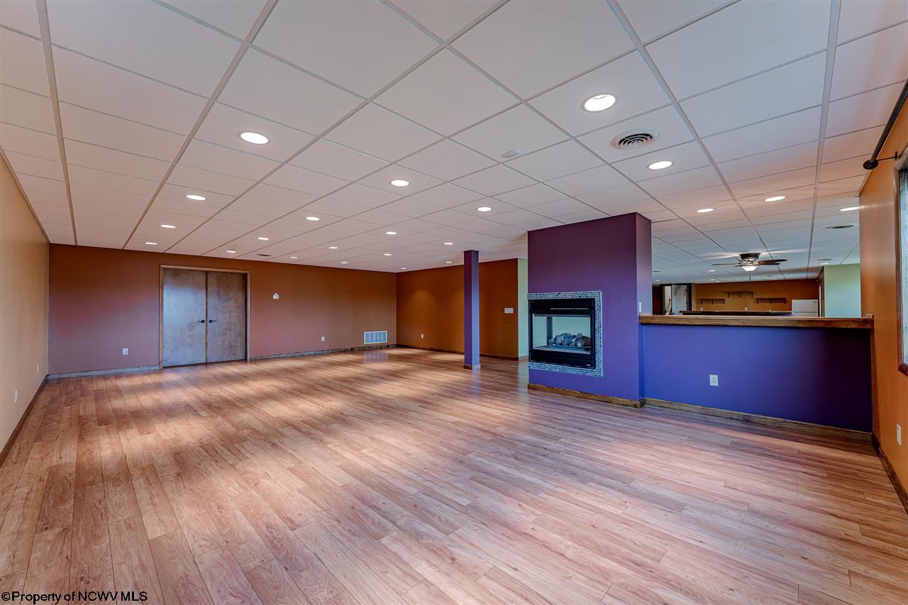 831 Fairmont Road Morgantown, WV 26501 - Photo 17 of 30 Gallery Image 17