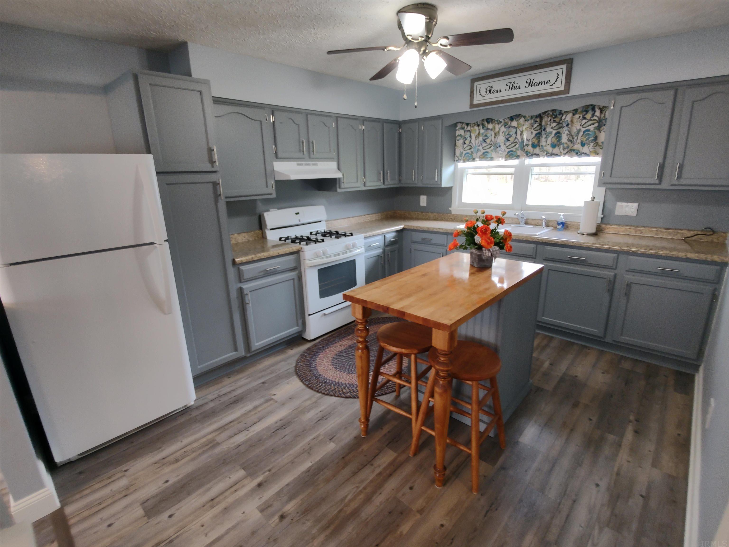 3795 East Toto Road Knox, IN 46534 - Photo 2 of 16 Gallery Image 2