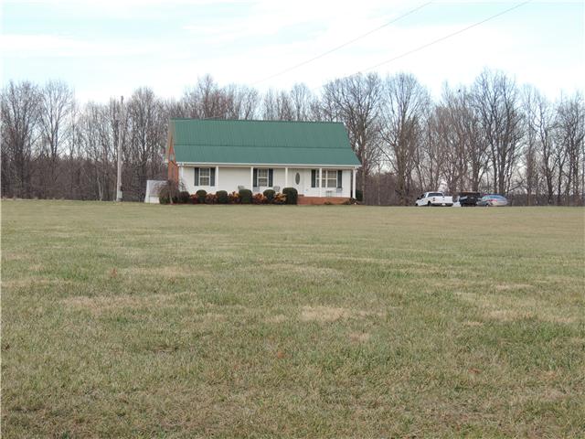 169 East Carter Road Portland, TN 37148 - Photo 3 of 18 This home includes 5 acres, privacy and BEAUTIFUL country views! The surroundings are beautiful! Portland is just north of Nashville.