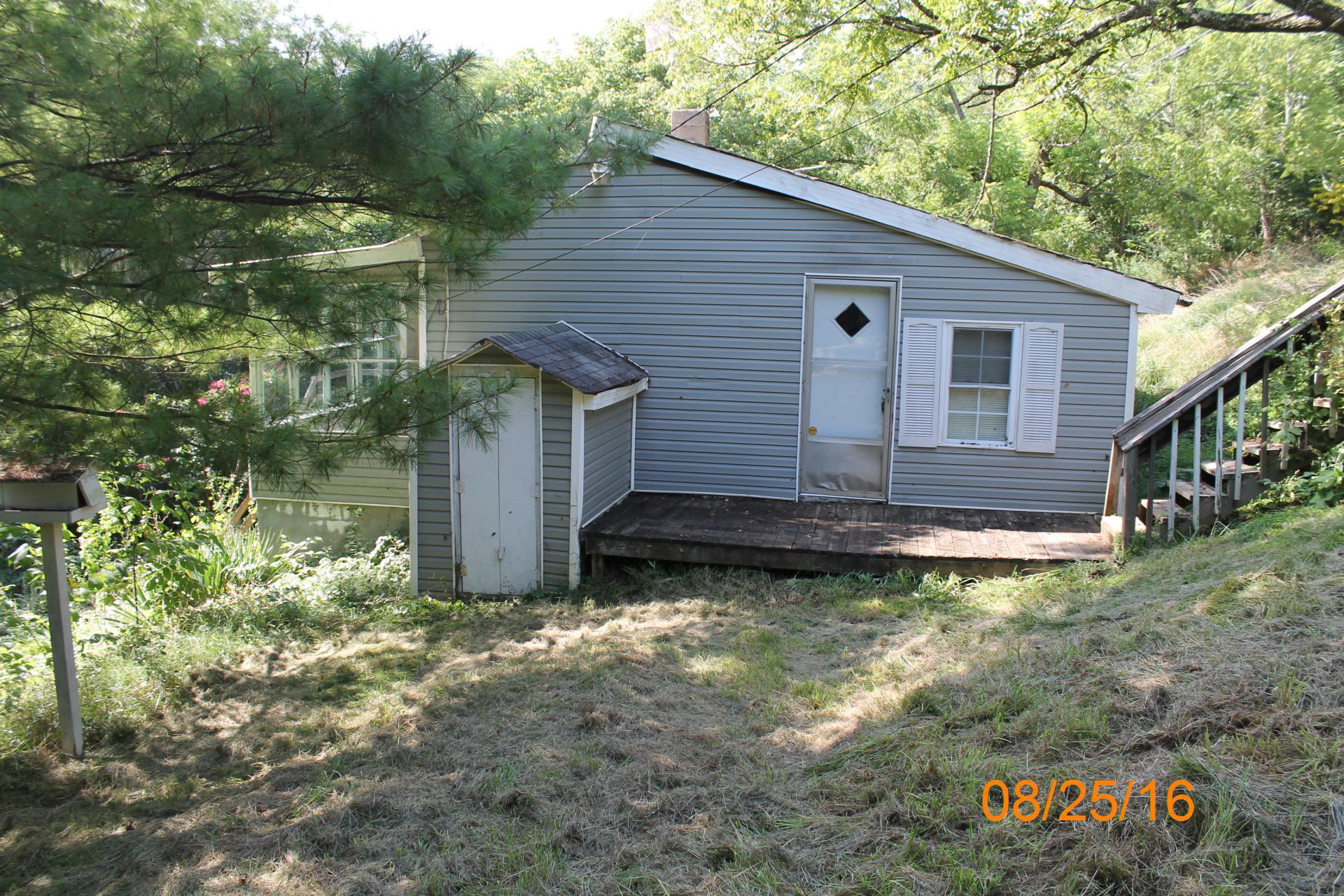 980 Walton Road Christiansburg, VA 24073 - Photo 1 of 20 side