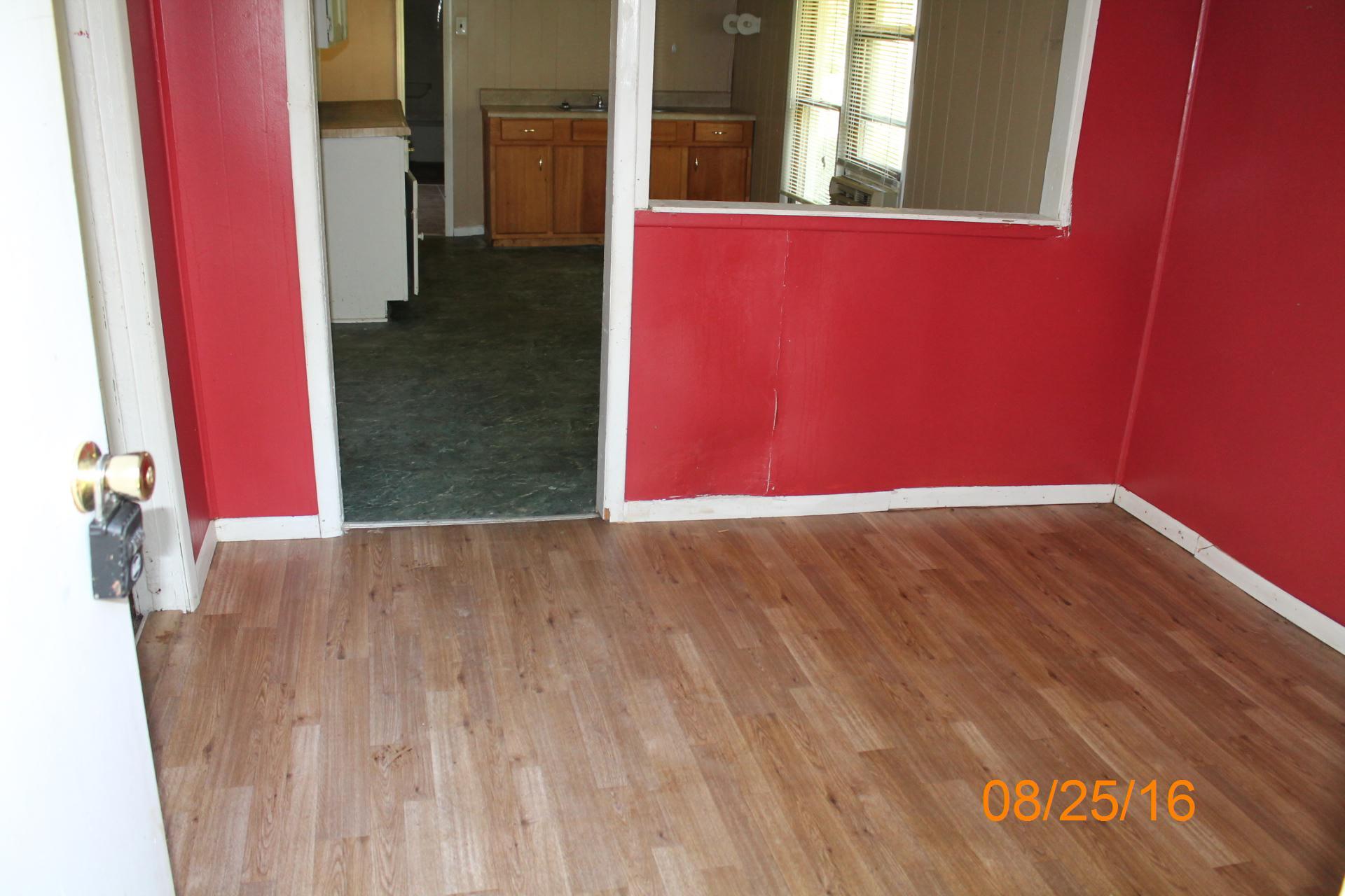 980 Walton Road Christiansburg, VA 24073 - Photo 4 of 20 IMG_2320 dated