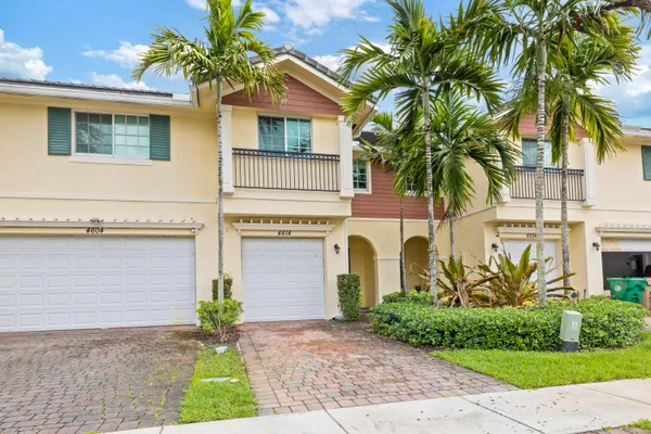 $2,995 | 4614 Windmill Lane, Unit 4614, Davie, FL 33328