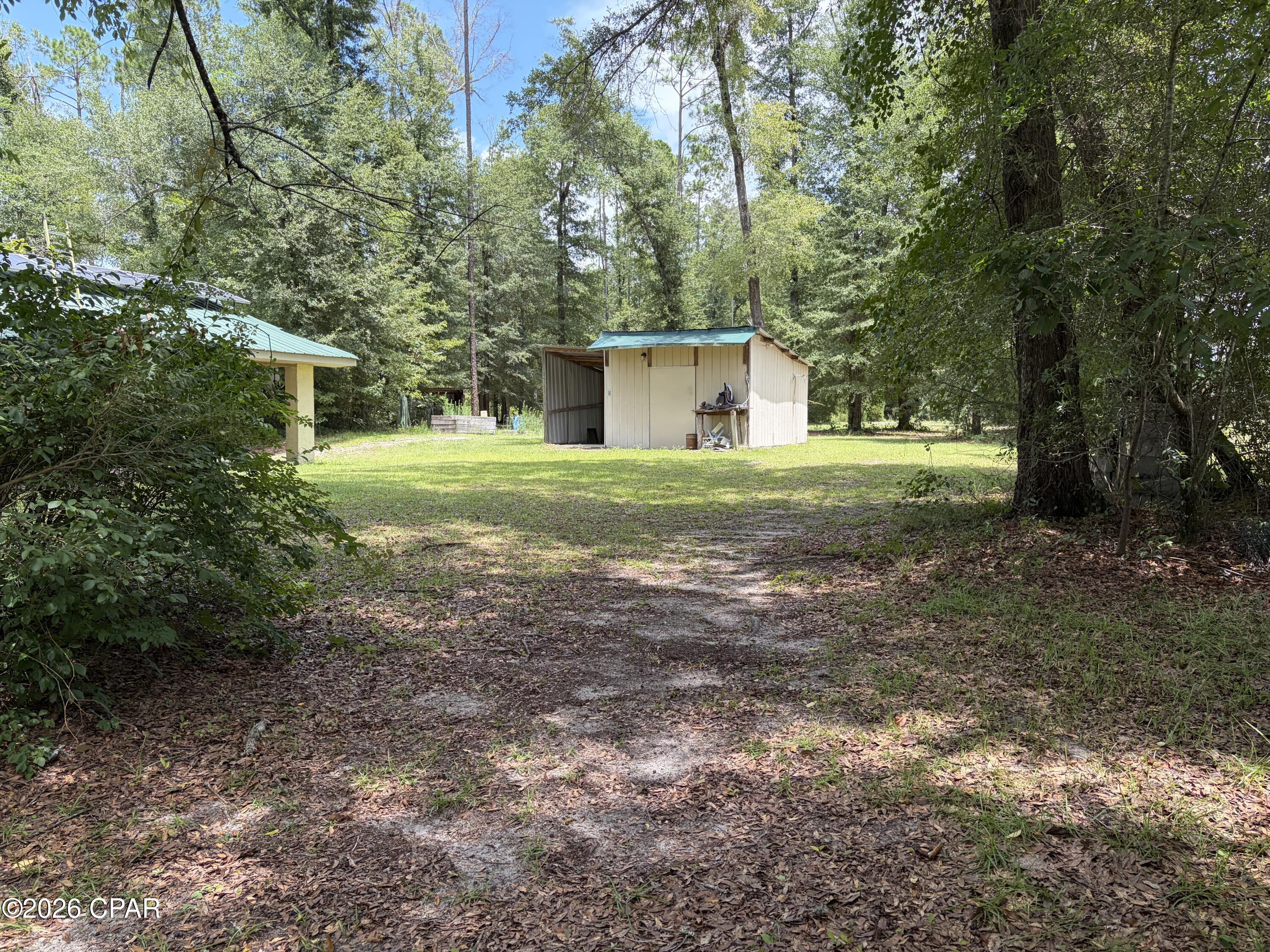 2598 Lawrence Road Marianna, FL 32446 - Photo 35 of 40