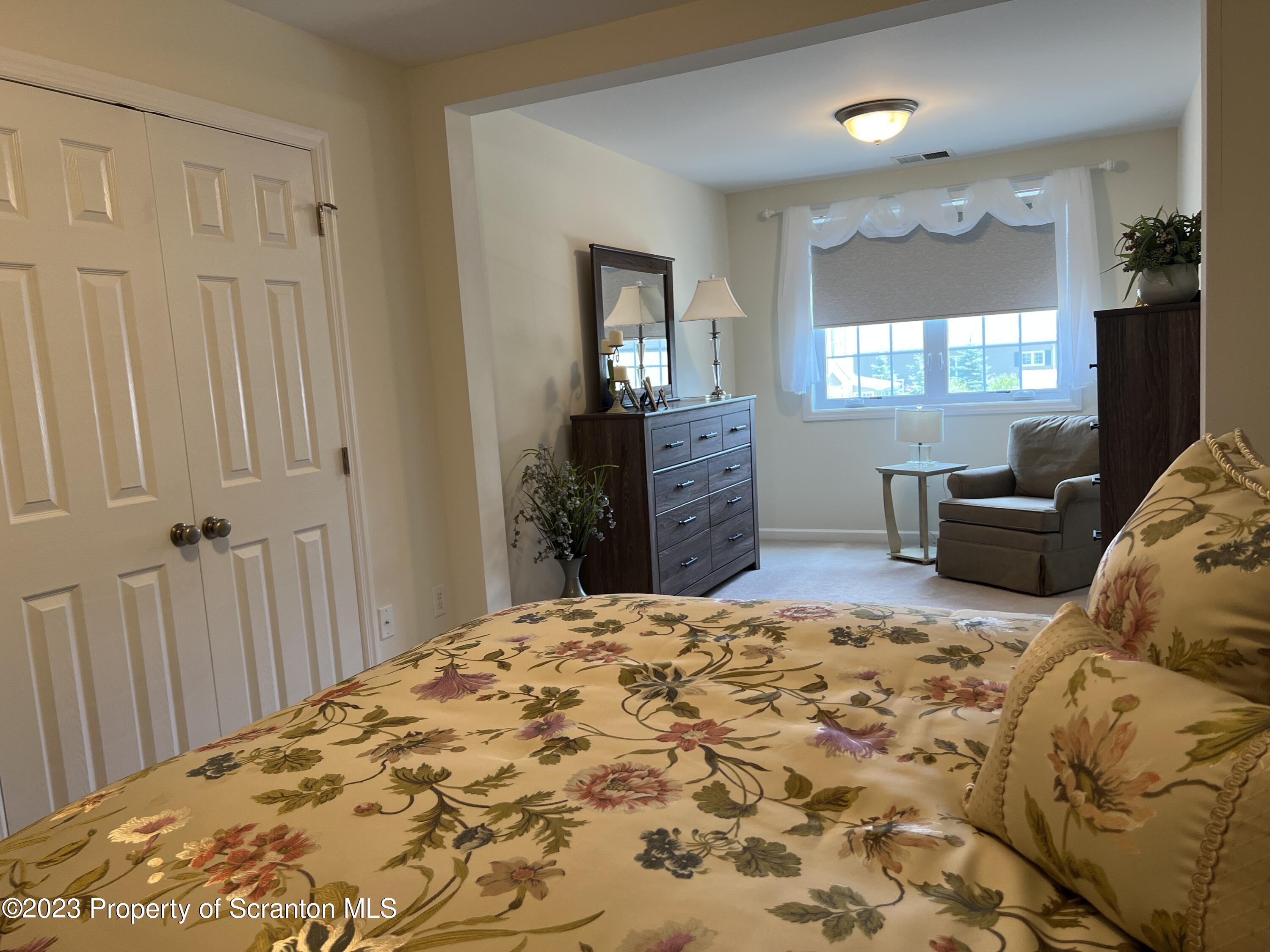 97 Wyndham Road Clarks Summit, PA 18411 - Photo 9 of 19 Gallery Image 9