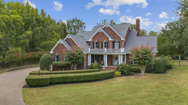 $998,500 | 371 Wilson Boat Dock Road, Lebanon, TN 37087