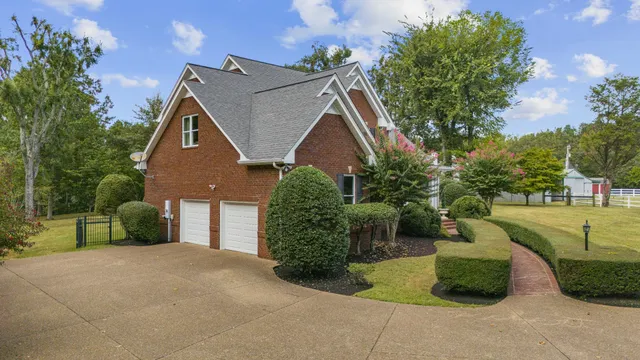 $998,500 | 371 Wilson Boat Dock Road, Lebanon, TN 37087