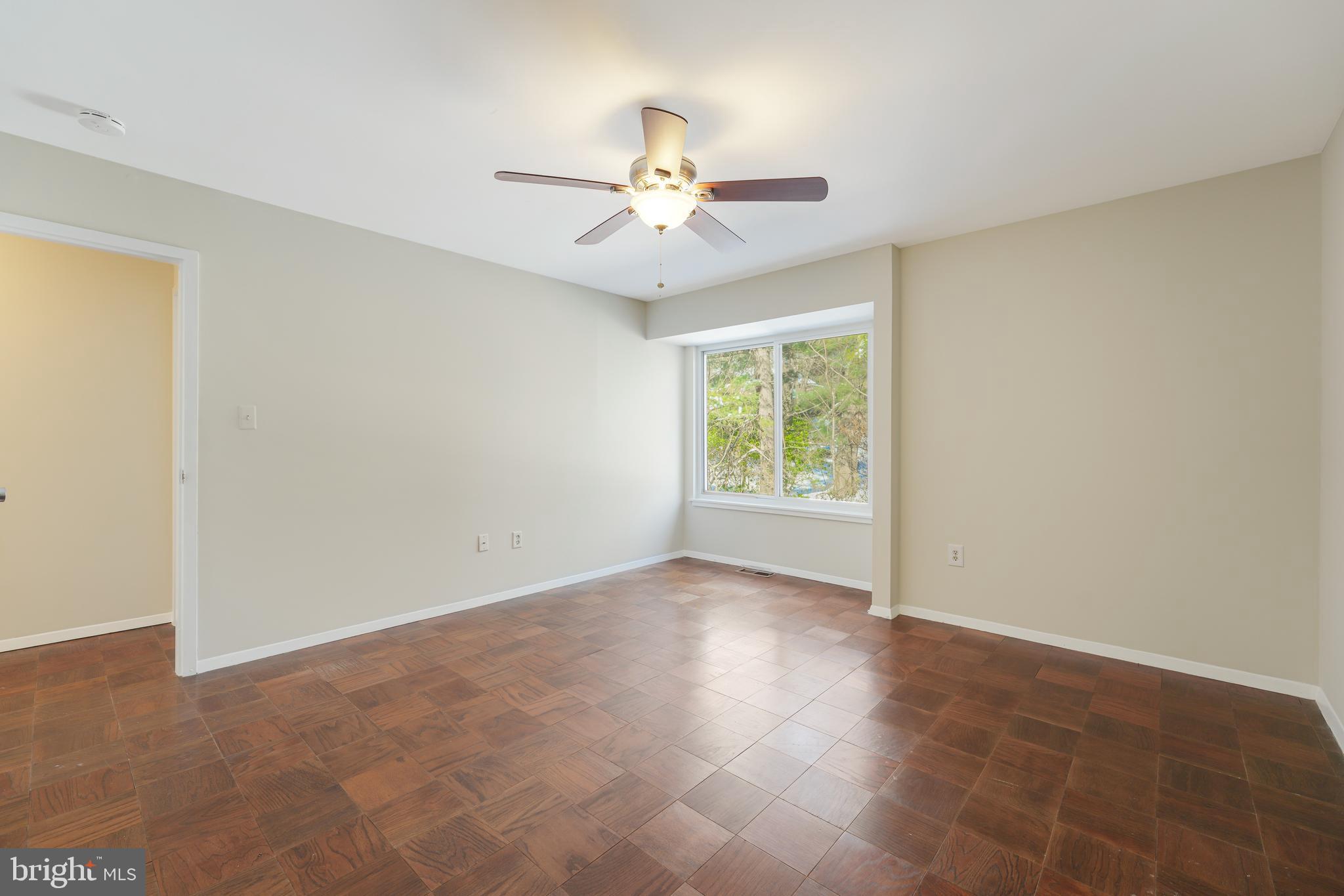 1743 Ivy Oak Square, Unit 4 Reston, VA 20190 - Photo 39 of 48 Gallery Image 39