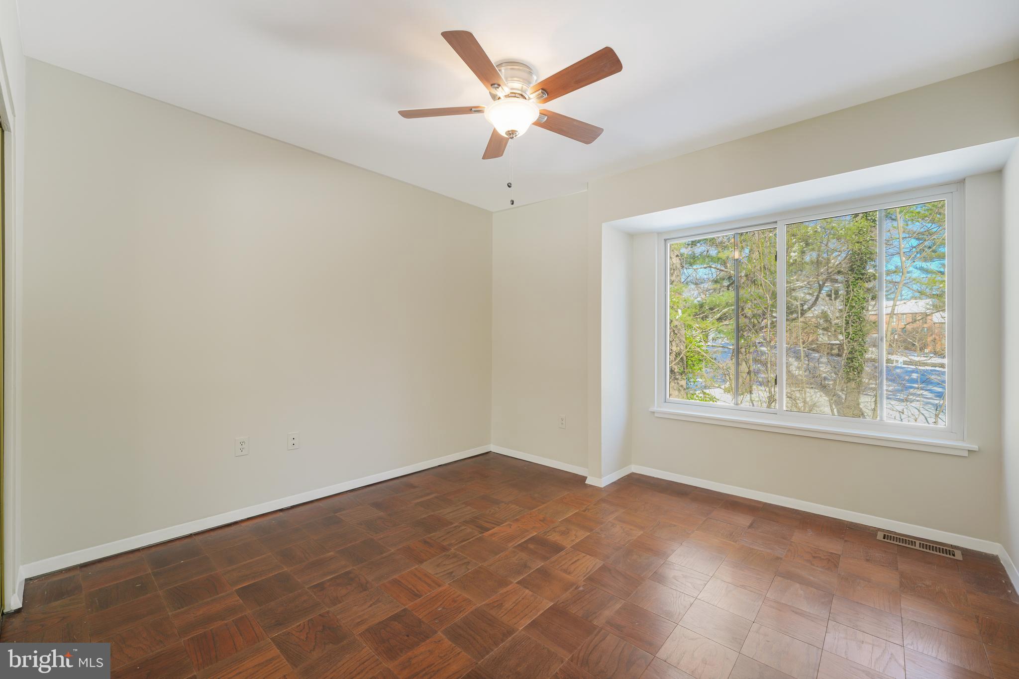 1743 Ivy Oak Square, Unit 4 Reston, VA 20190 - Photo 41 of 48 Gallery Image 41