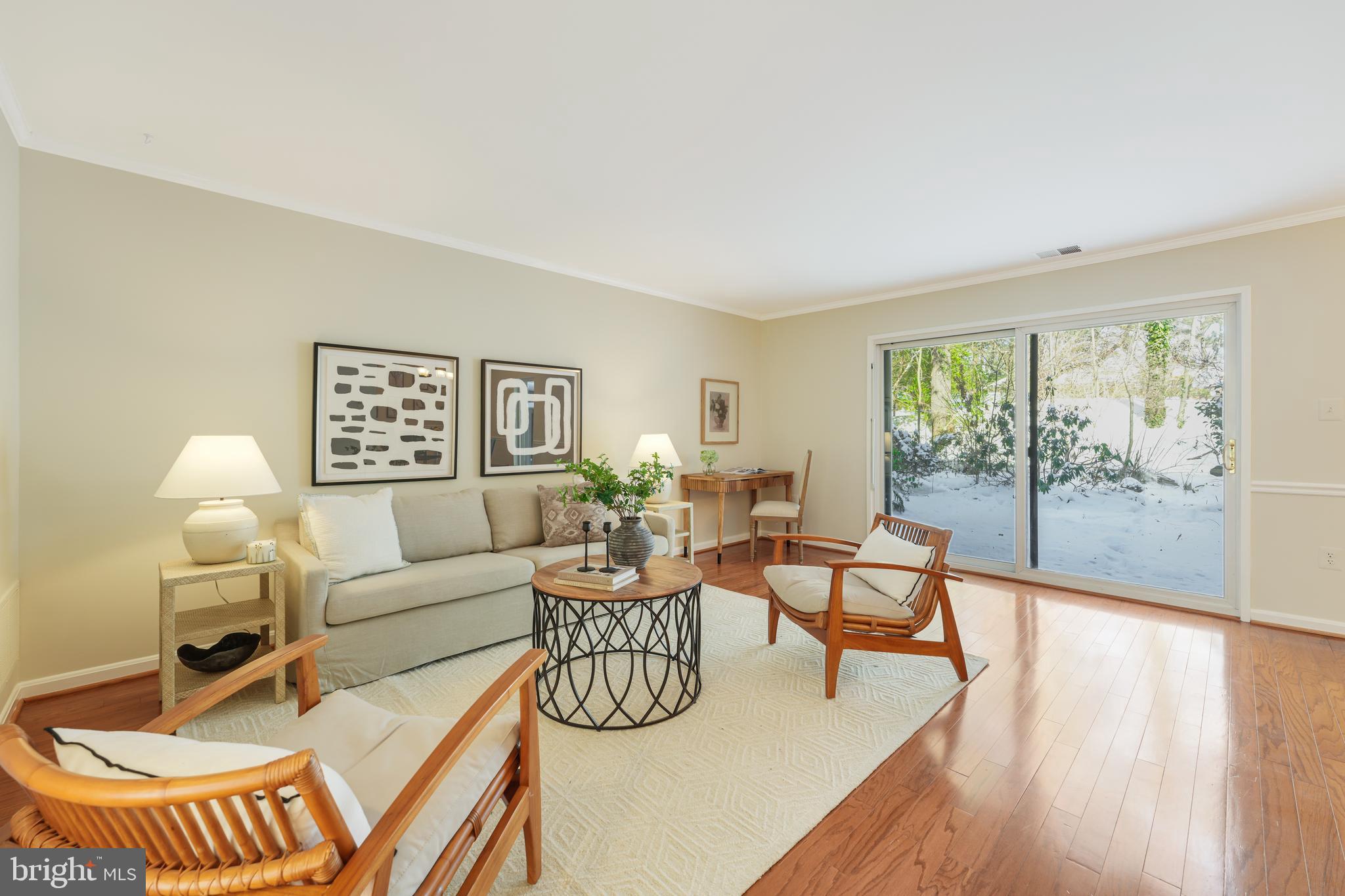 1743 Ivy Oak Square, Unit 4 Reston, VA 20190 - Photo 9 of 48 Gallery Image 9