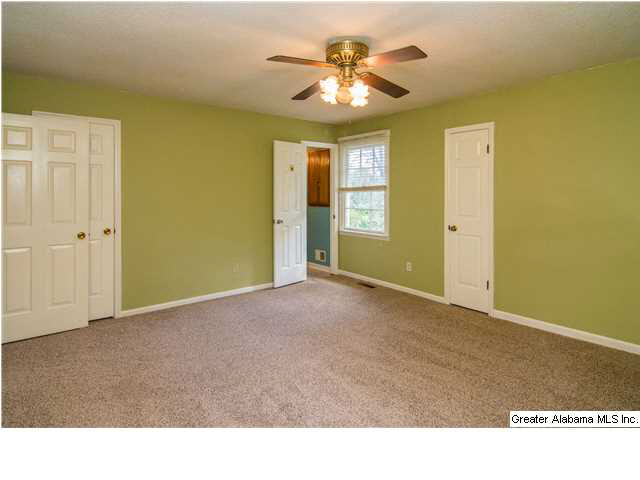 3916 Rock Ridge Road Birmingham, AL 35210 - Photo 17 of 32