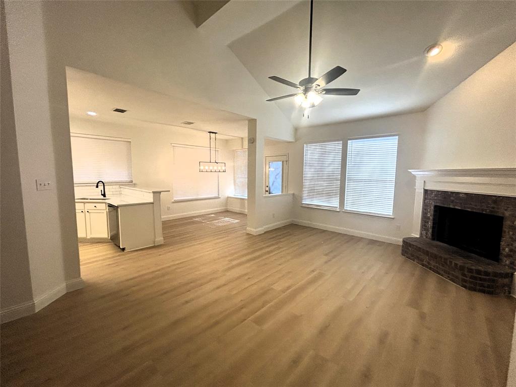 3112 Mason Avenue Corinth, TX 76210 - Photo 4 of 21