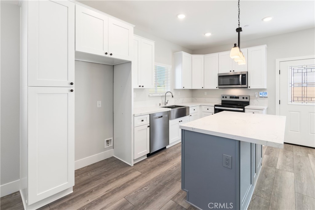 6015 Florence Street Riverside, CA 92504 - Photo 2 of 42