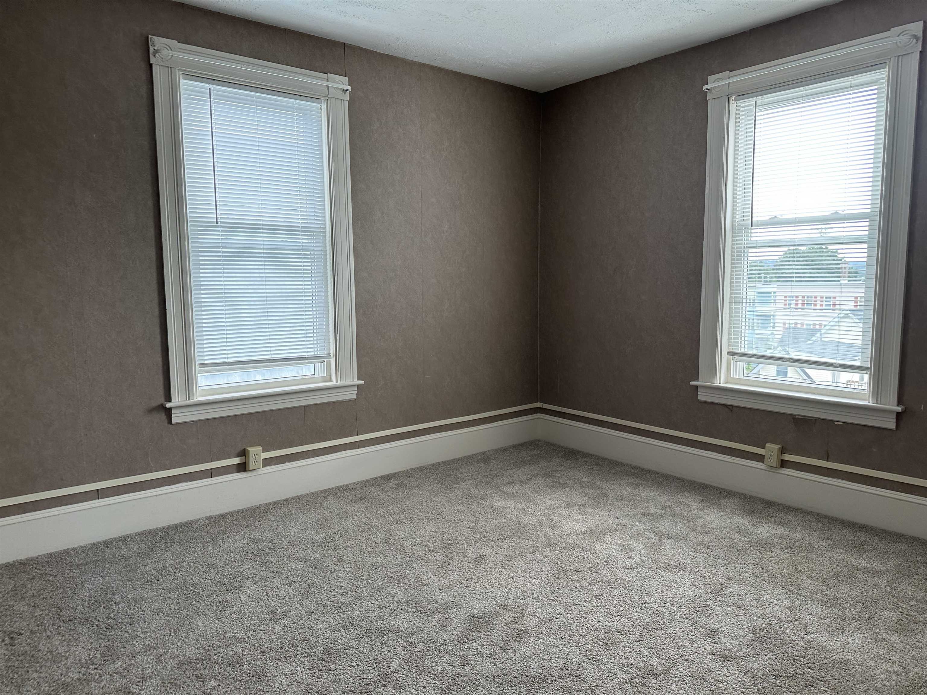 561 Rimmon Street Manchester, NH 03102 - Photo 24 of 26