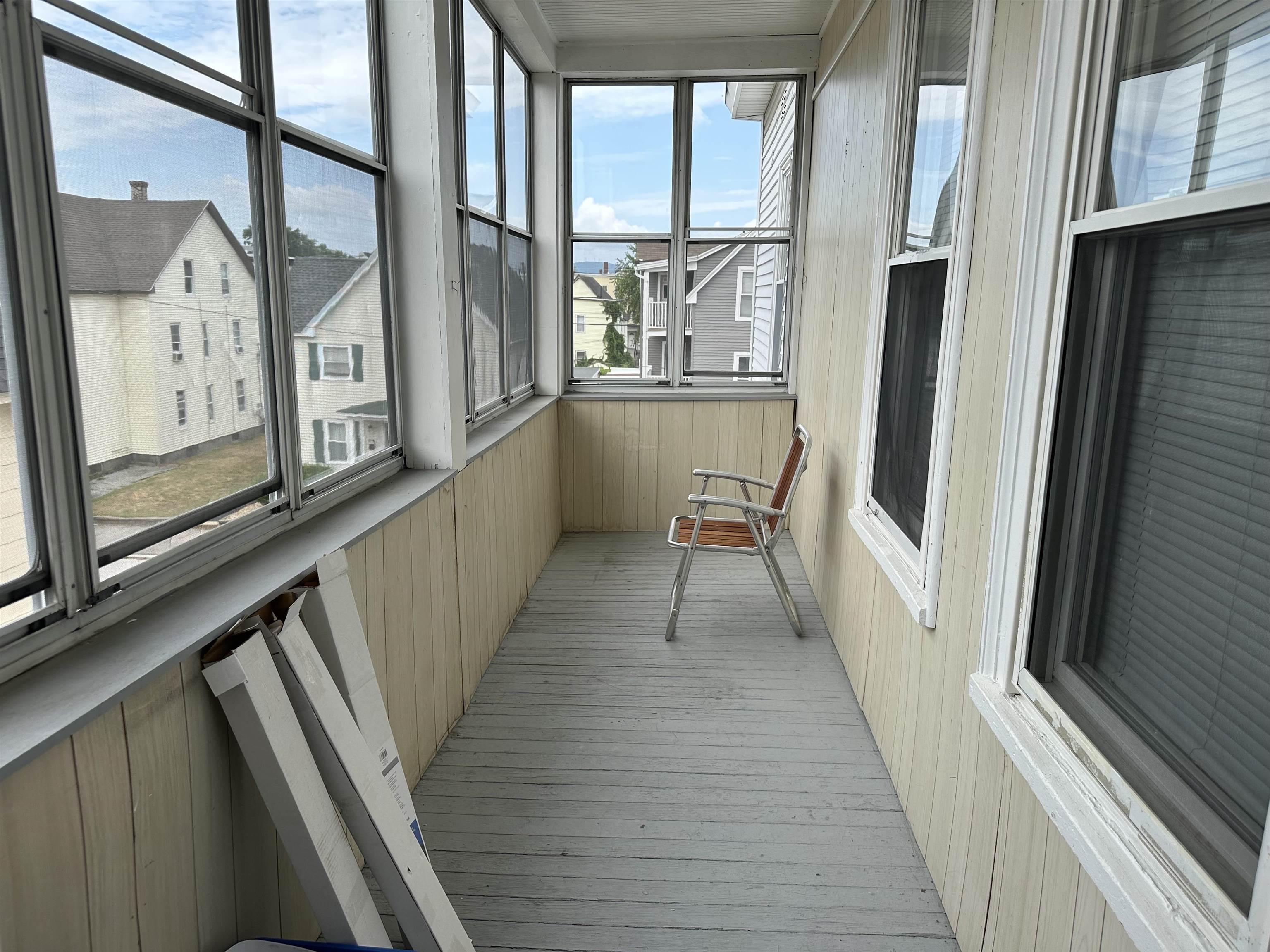 561 Rimmon Street Manchester, NH 03102 - Photo 8 of 26