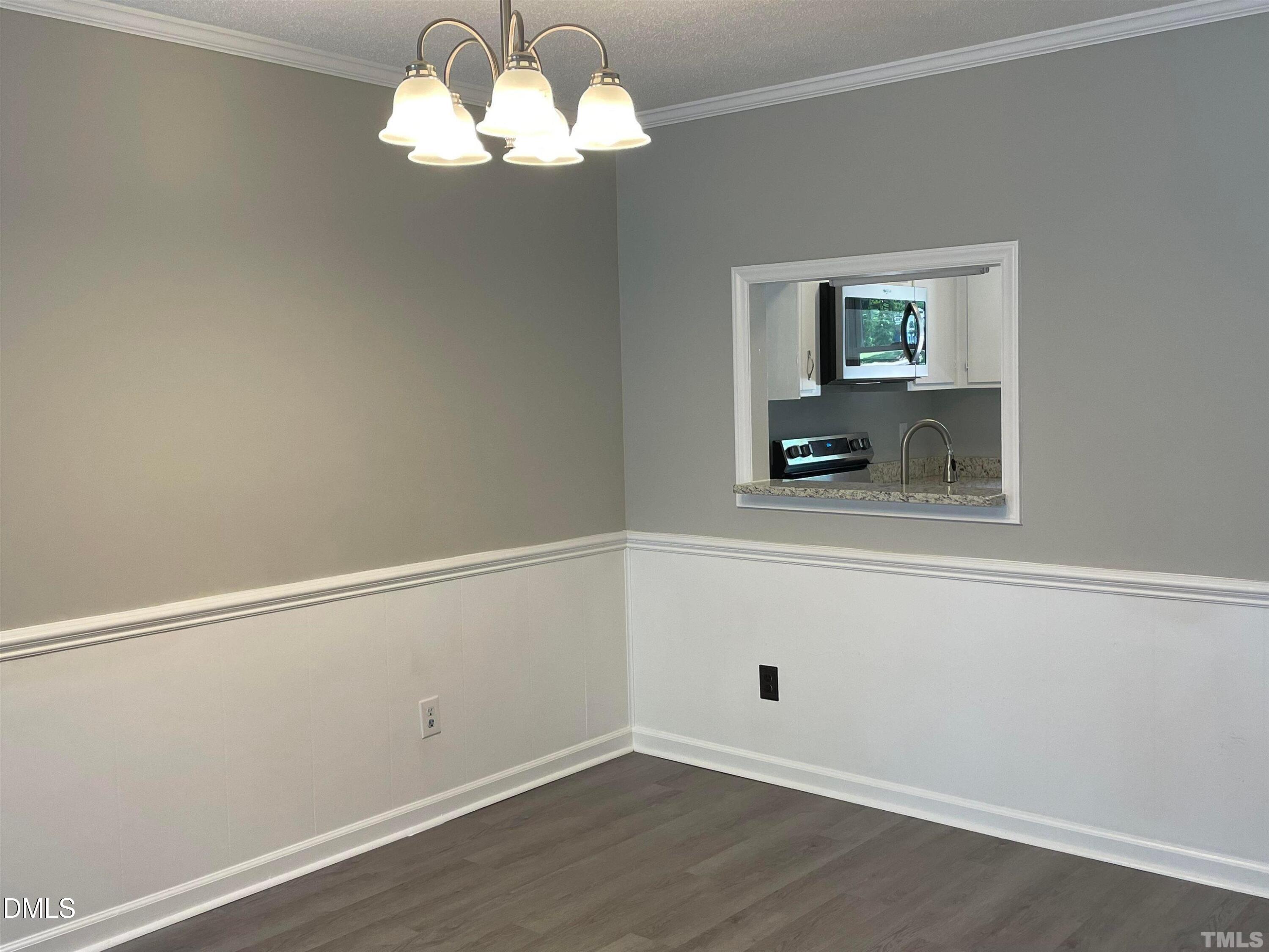 3205 Warwick Drive Raleigh, NC 27606 - Photo 5 of 15