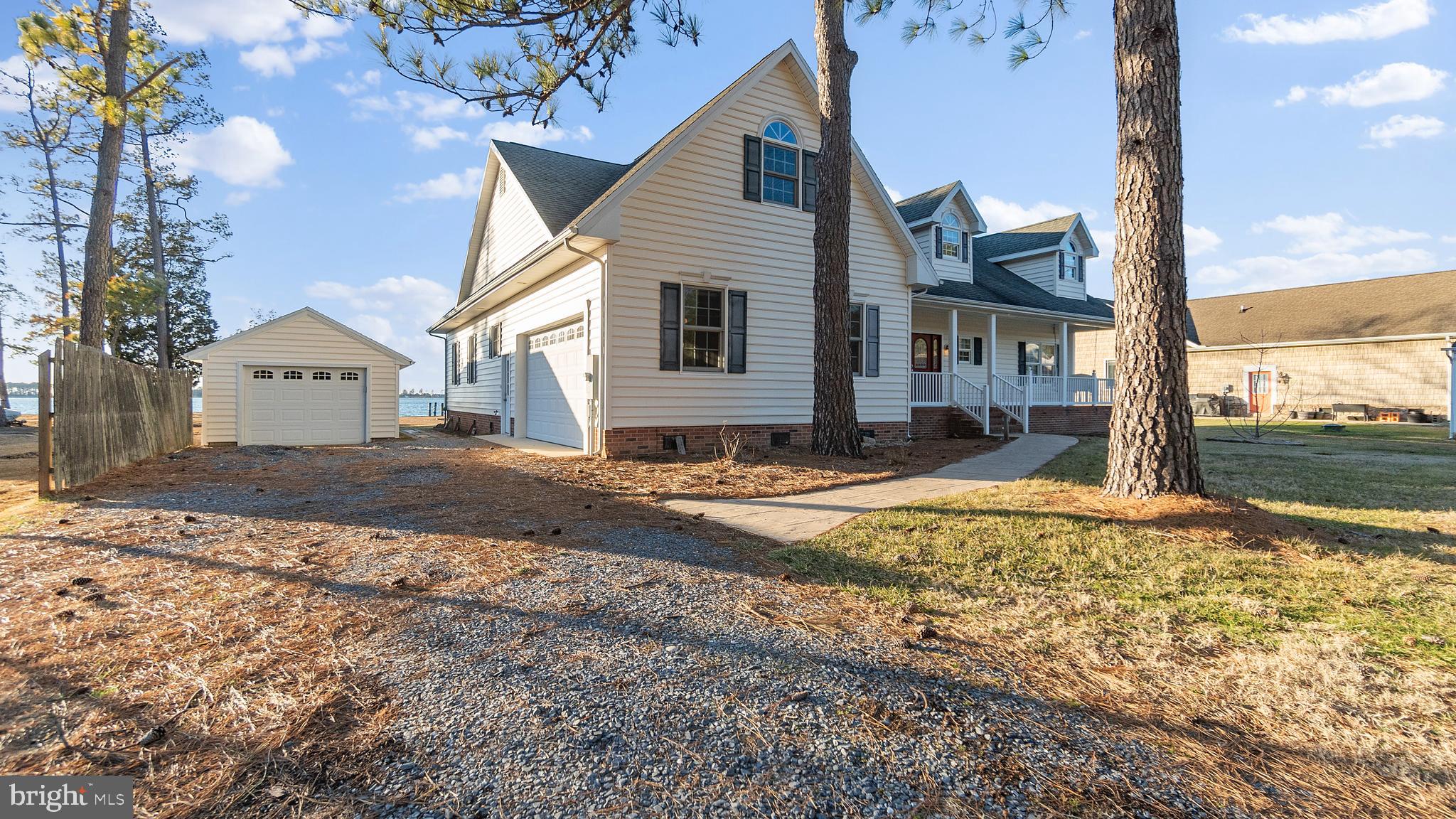 5016 David Greene Road Cambridge, MD 21613 - Photo 5 of 43 large double garage and single detached garage