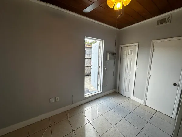 $3,500 | 2221 Bahama Drive, Unit 2221, Miramar, FL 33023