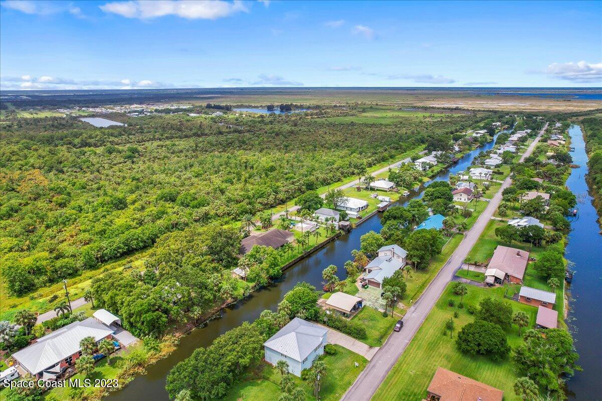 4955 Evinrude Road Melbourne, FL 32934 - Photo 47 of 56 40-untitled-37