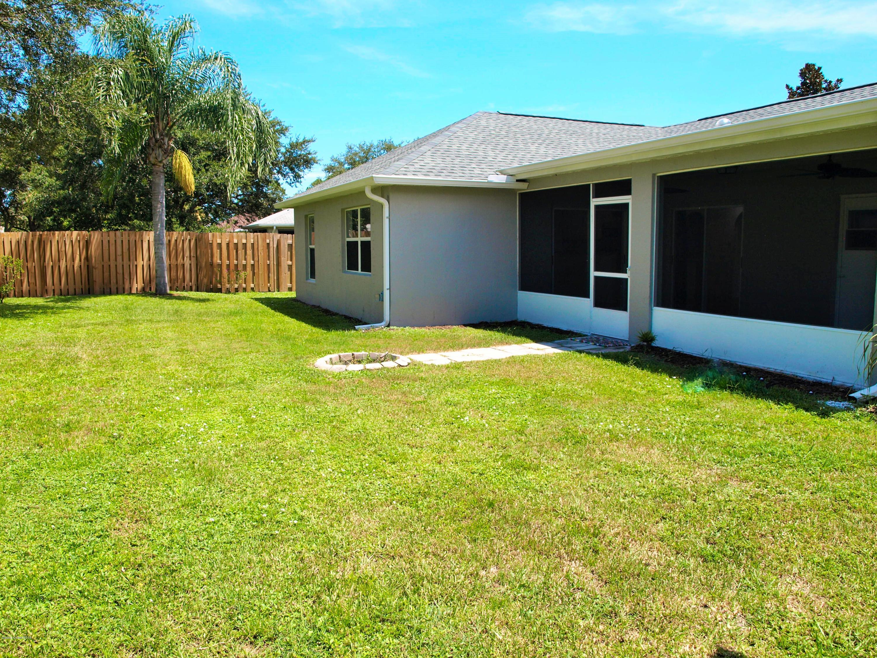 218 Twin Lakes Road Melbourne, FL 32901 - Photo 32 of 32 Back of Home