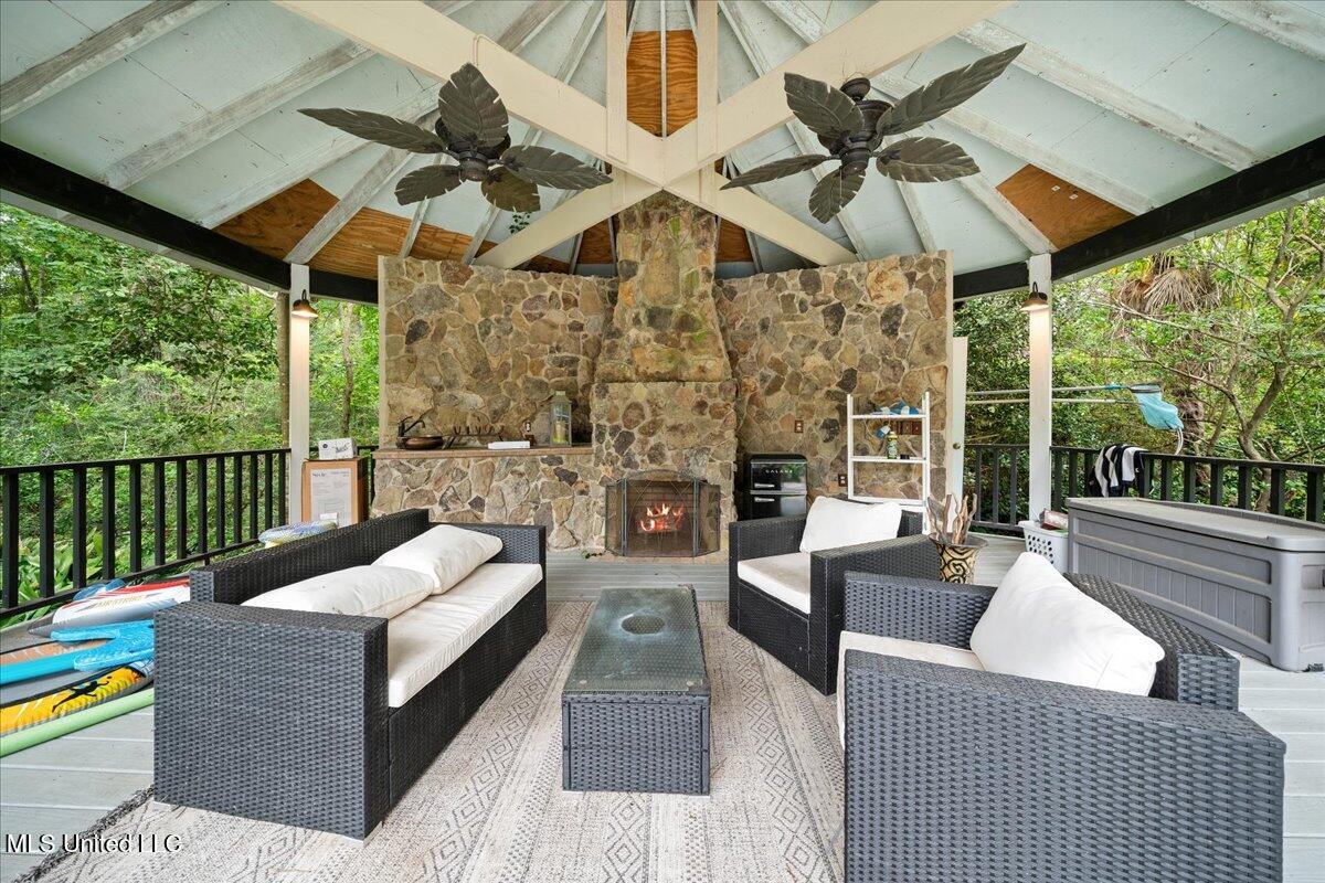 2 Indian Bayou Road Hattiesburg, MS 39402 - Photo 71 of 78 83-STA06763