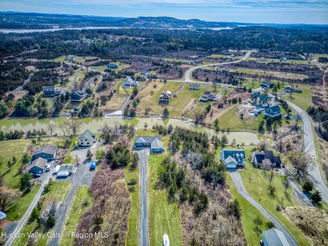 $45,000 | 100 Hillside Drive, Athens, NY 12015