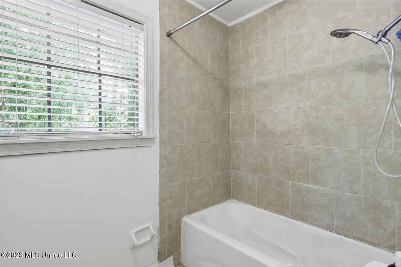300 Whippoorwill Road Brandon, MS 39047 - Photo 21 of 34 23-300 Whippoorwill Rd _ Hometoursms.com