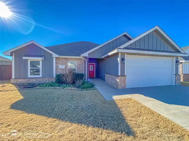 $289,000 | 207 Carriage Hills Parkway, Abilene, TX 79602