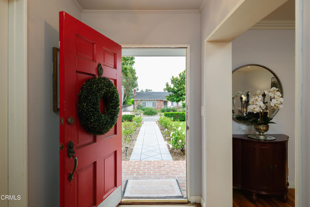 2067 East Woodlyn Road Pasadena, CA 91104 - Photo 2 of 75 SSR_2067EastWoodlyn_006_FLEXMLS