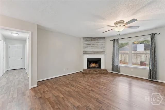 $295,000 | 173 Hope Creek Drive, Richmond Hill, GA 31324