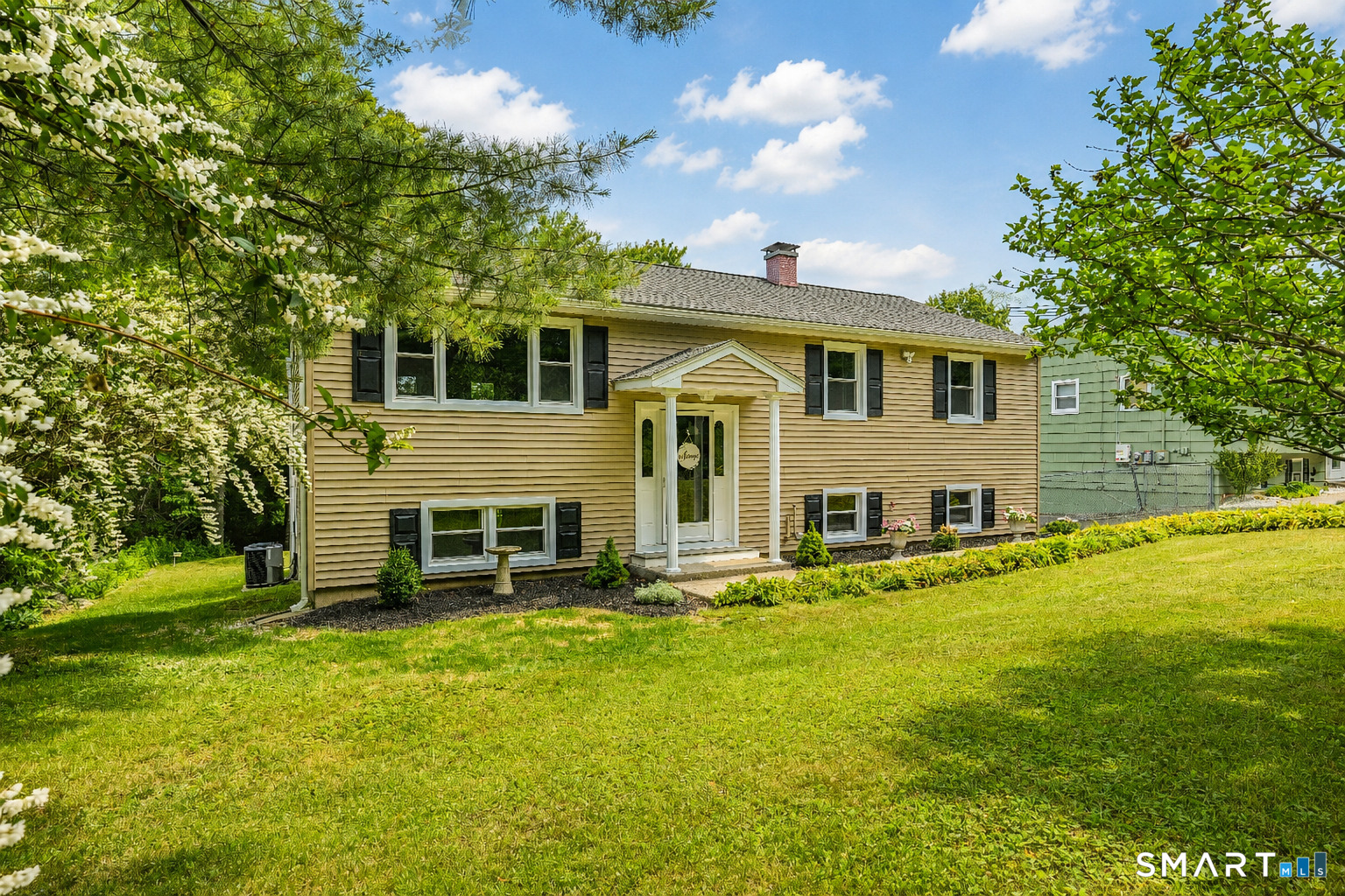 130 Back Rimmon Road Beacon Falls, CT 06403 - Photo 2 of 40
