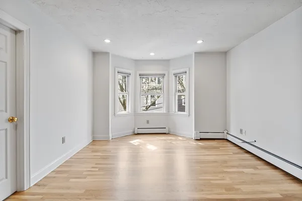 $3,450 | 46 Mercer Street, Unit 2, Boston, MA 02127