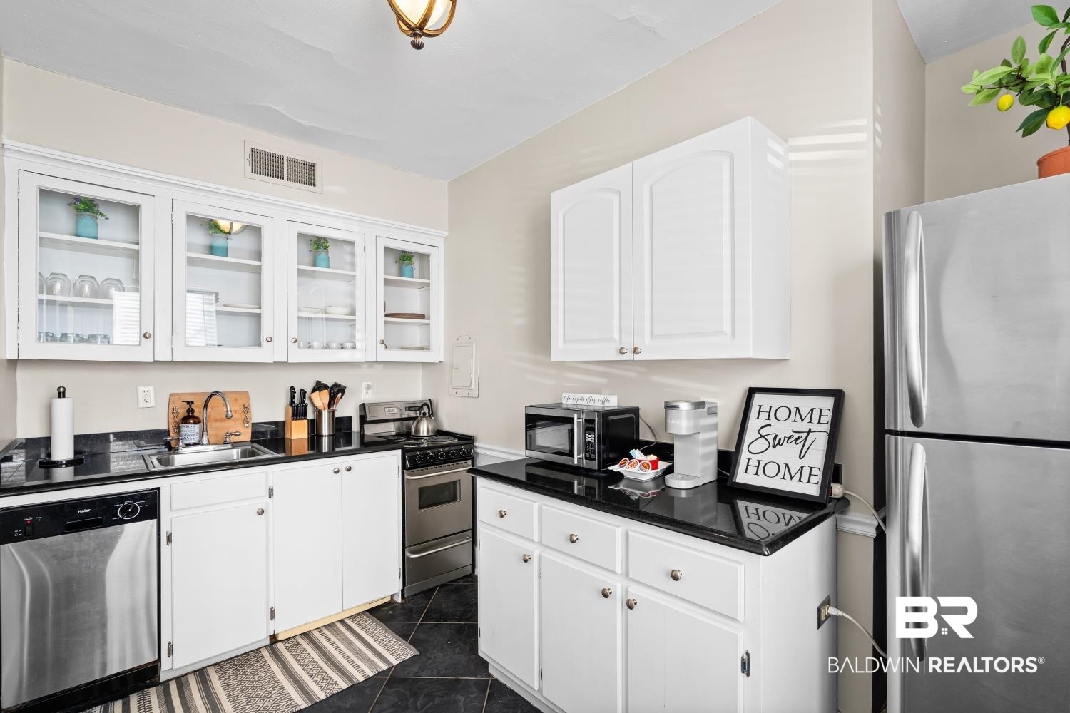 1602 Government Street, Unit 1C Mobile, AL 36604 - Photo 9 of 24