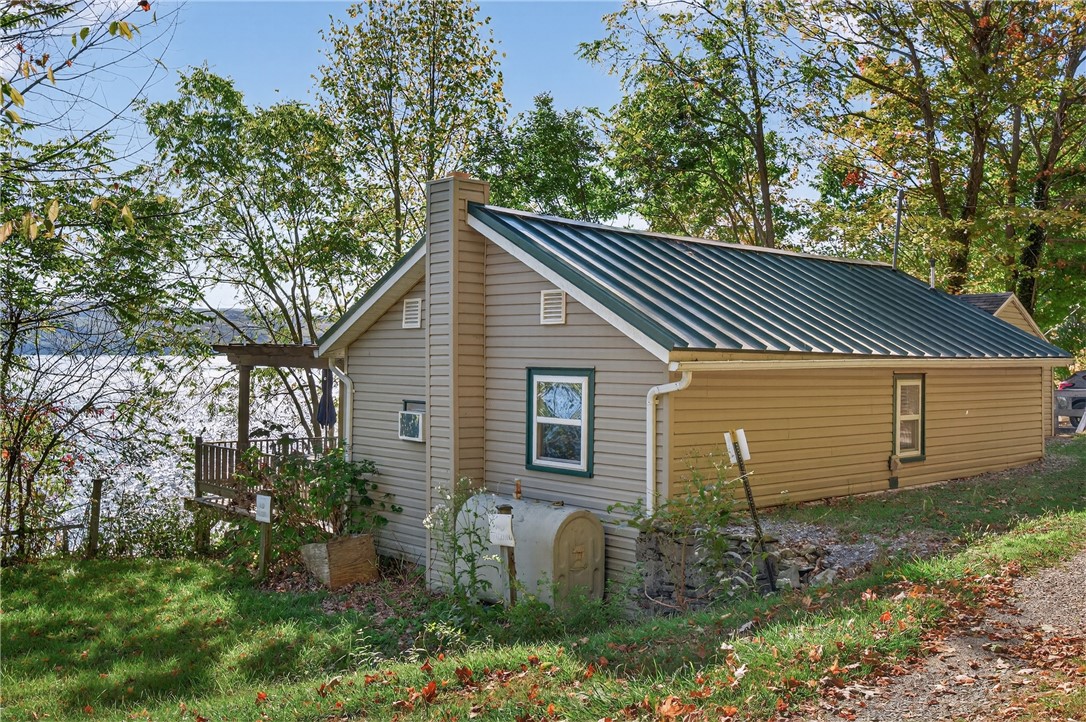 4881 Oak Road Starkey, NY 14837 - Photo 5 of 33