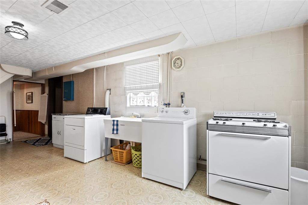 1317 Clifton Road Washington, PA 15301 - Photo 28 of 38