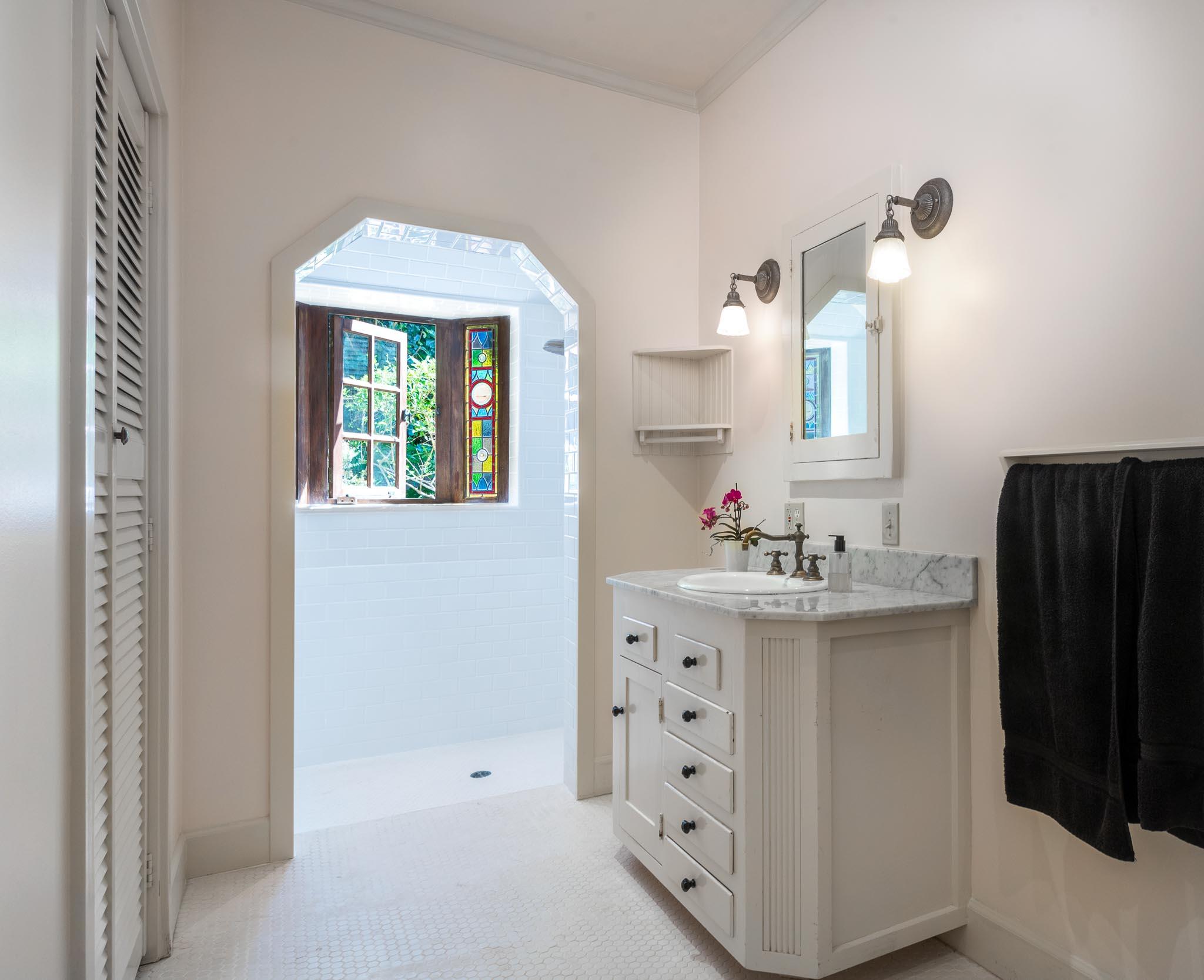 62 Humphrey Road Montecito, CA 93108 - Photo 14 of 24 Master Bath #1