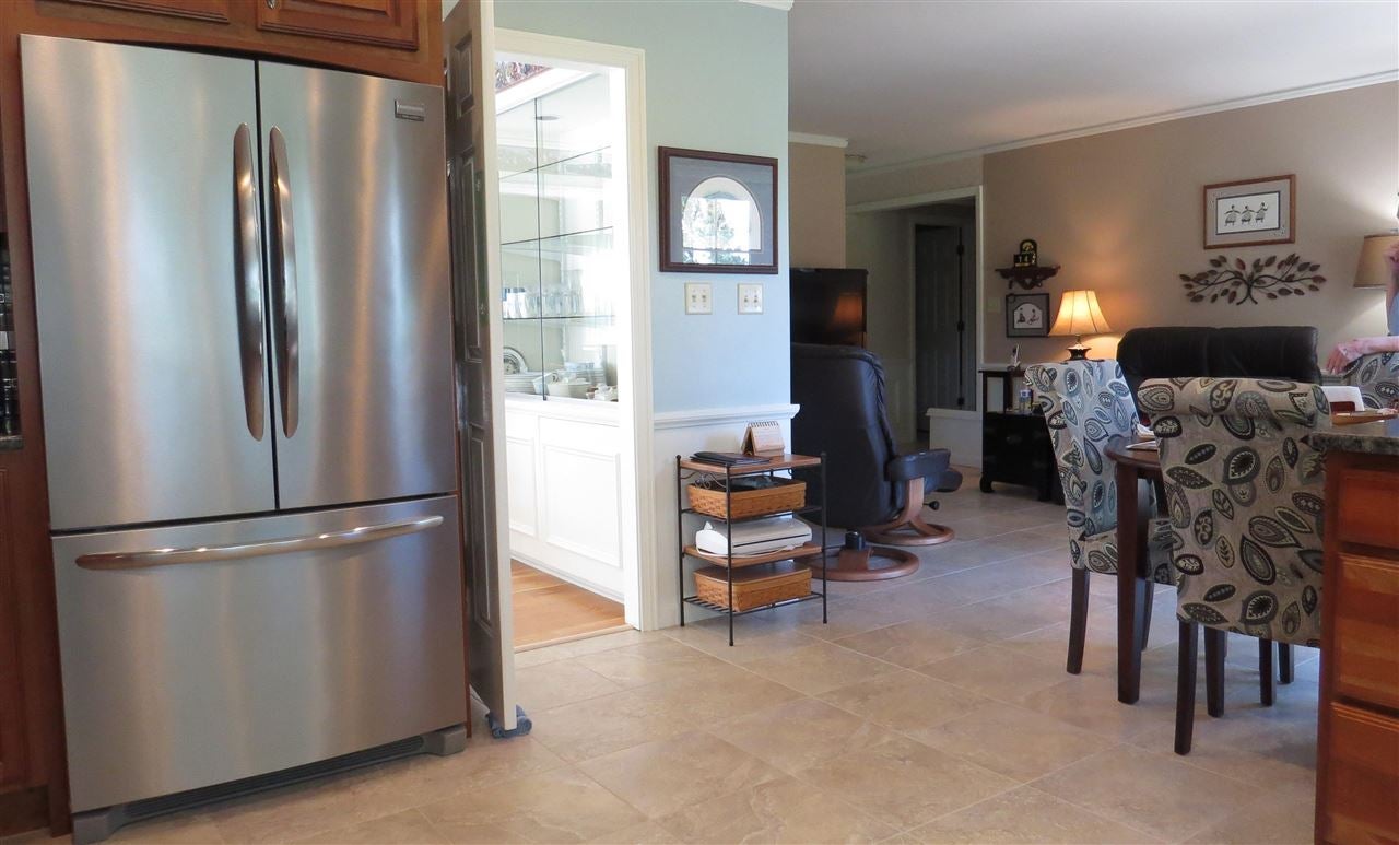 3875 Pro Road Northeast Solon, IA 52333 - Photo 10 of 32 Gallery Image 10