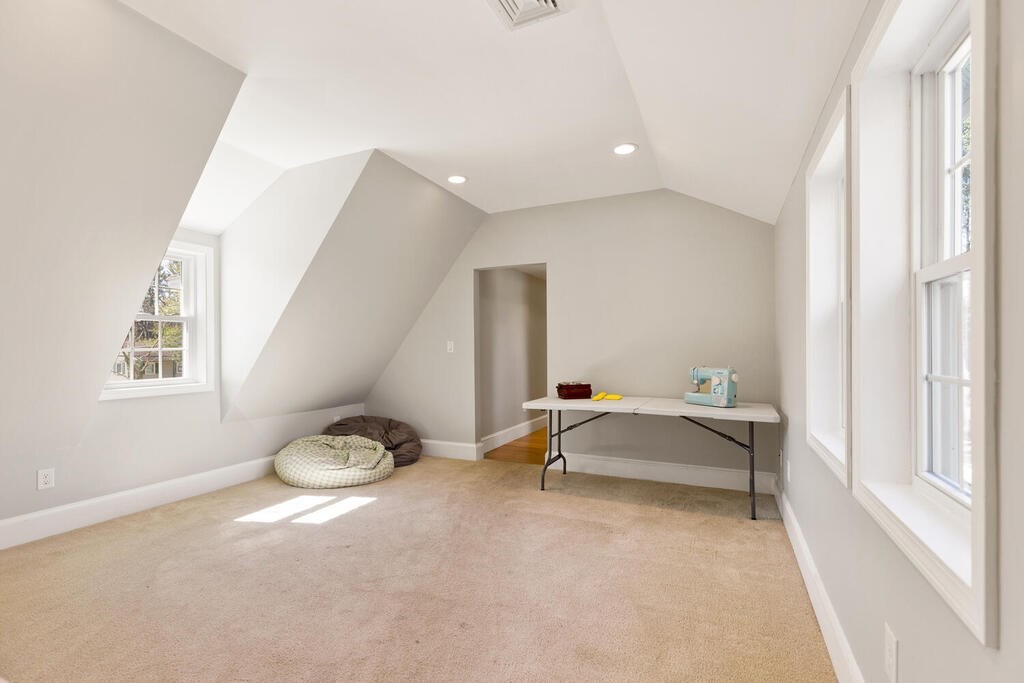 102 Jackman Street Georgetown, MA 01833 - Photo 27 of 40 Gallery Image 27